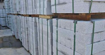 朝阳芝麻白路牙石，路侧石