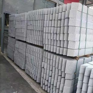 朝阳芝麻白树围石 树池