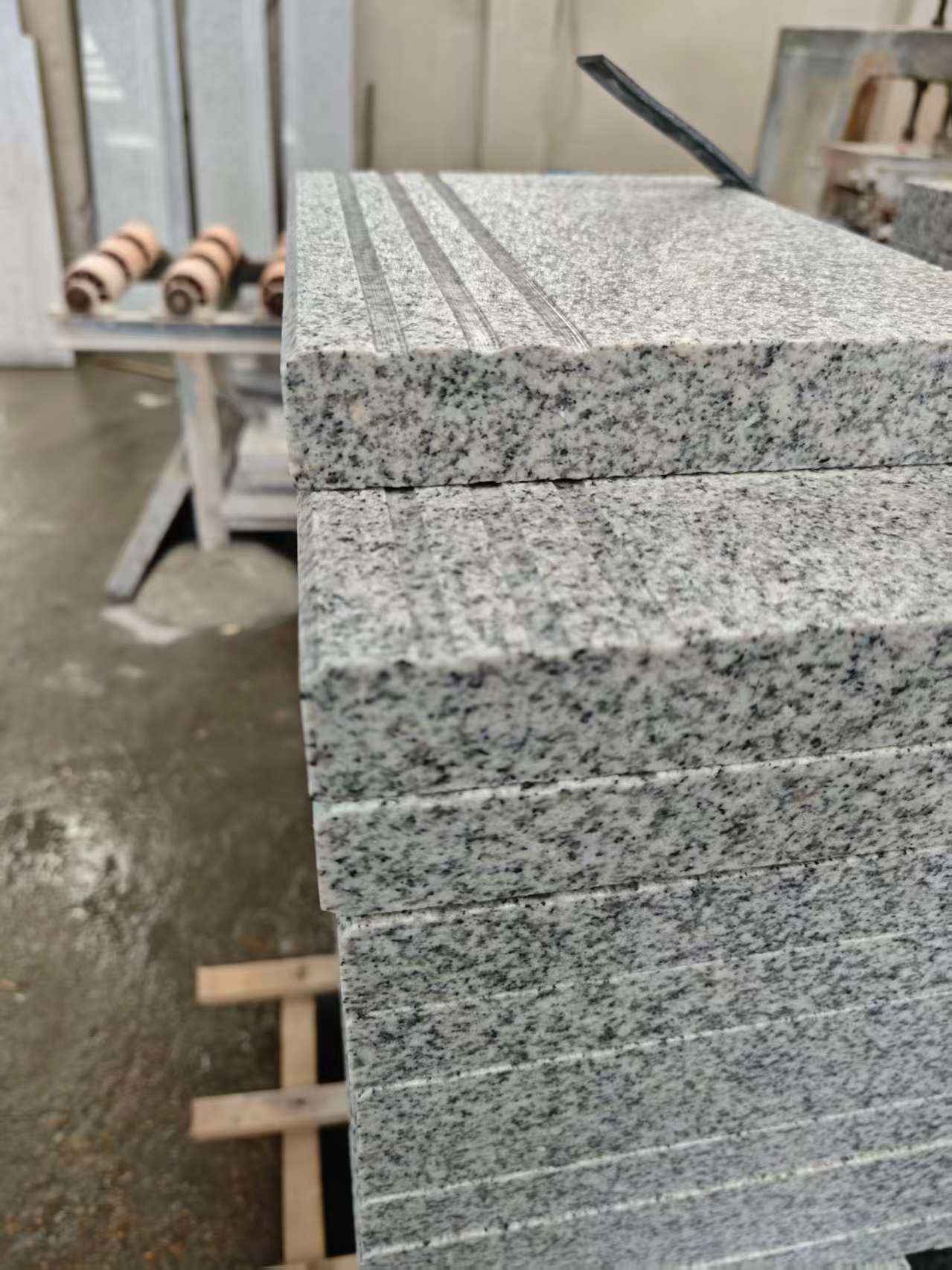 朝阳芝麻白楼梯踏步